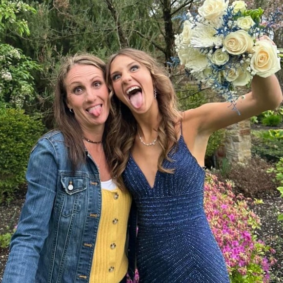 Meet your Posher, Lexi - Picture 2 of 3